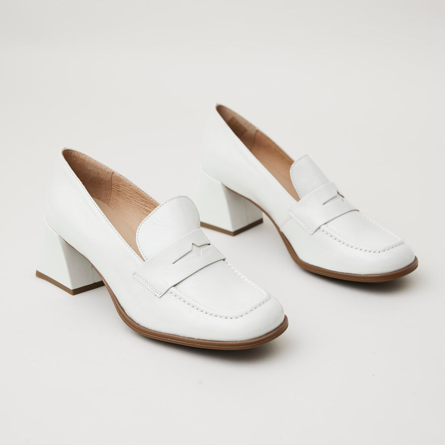 Wonders White Patent Leather Heeled Brogues - Nozomi