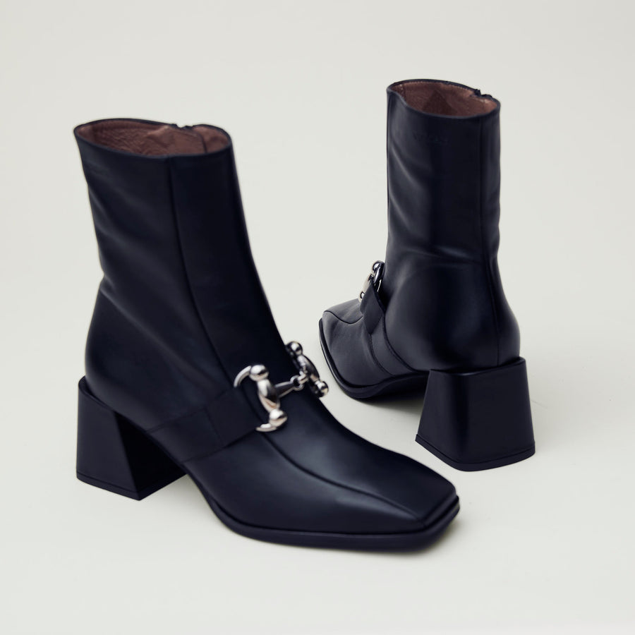 Wonders Navy Leather Over Ankle Boots - Nozomi